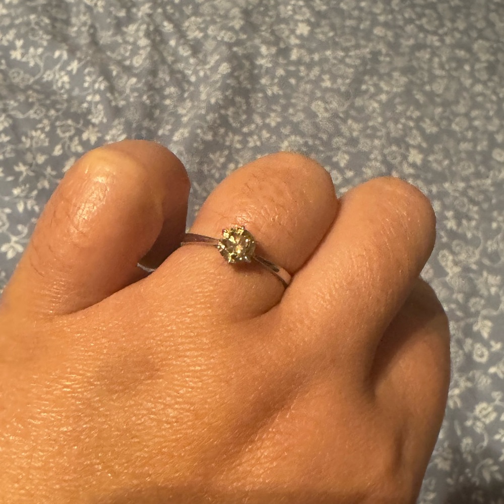 18-carat white gold 1-carat both total 2 carats - Picture 8 of 10